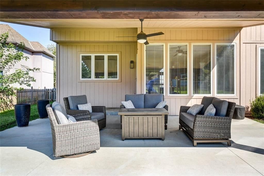 5913 NE Coral Circle — photo 48