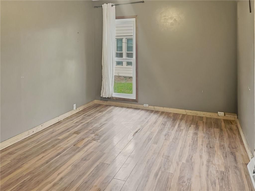 1138 Elm Street — photo 11