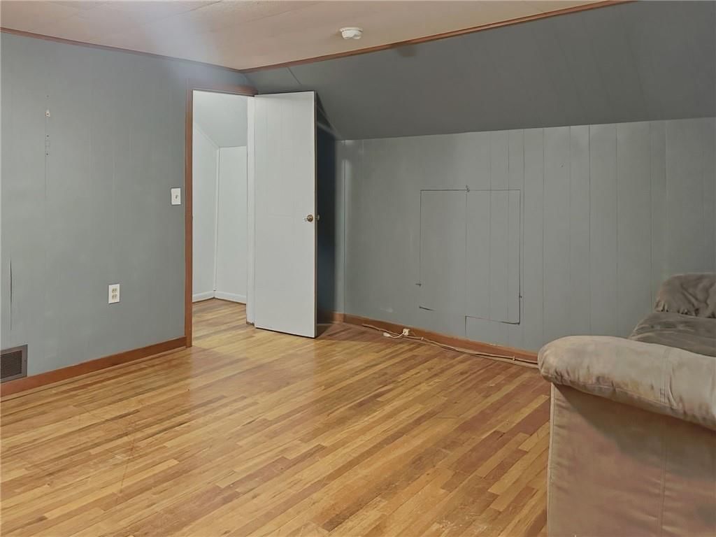 1138 Elm Street — photo 16