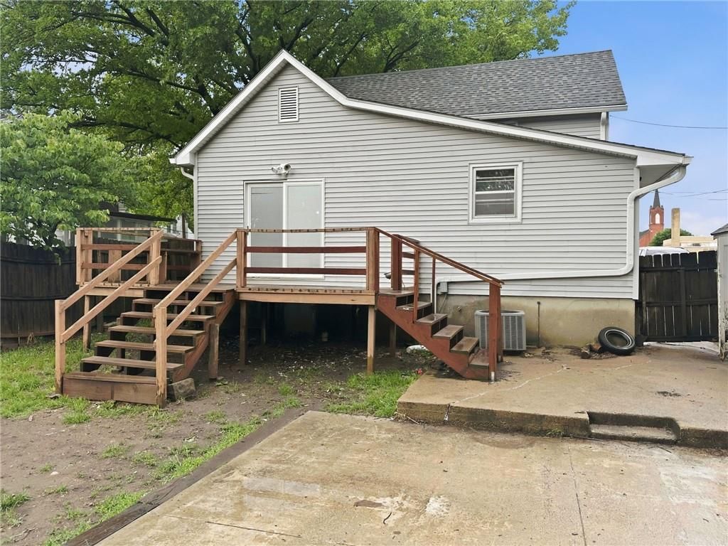 1138 Elm Street — photo 20