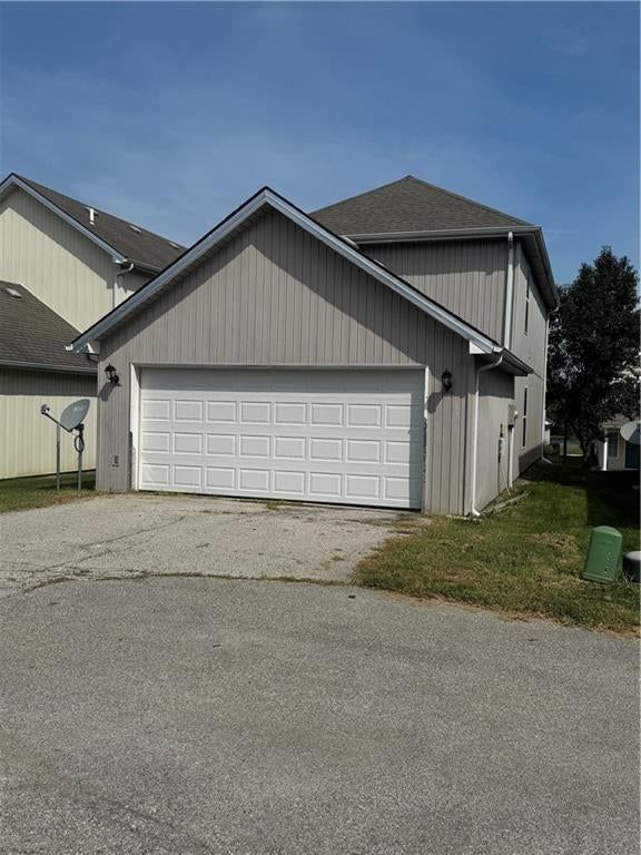 313 NE Coldwater Creek Road — photo 25