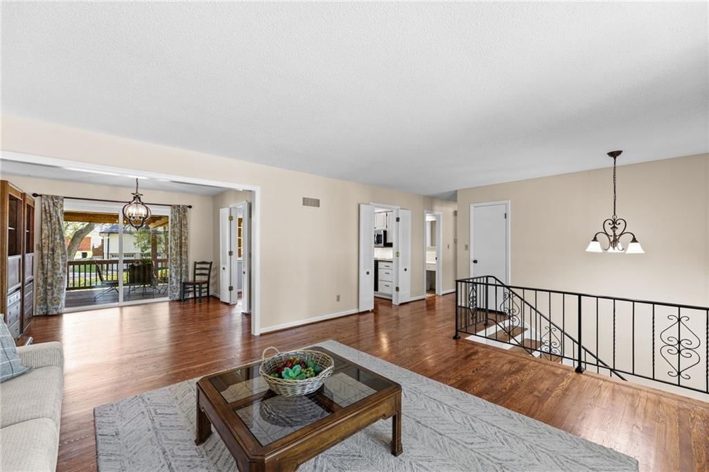 803 NE Balboa Street — photo 8