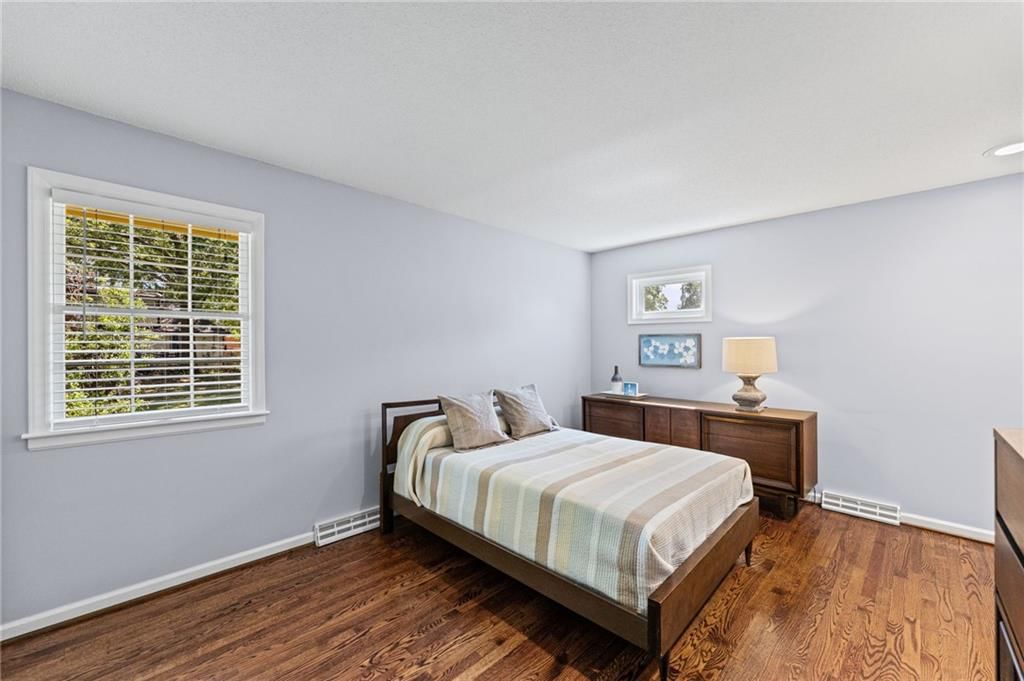 803 NE Balboa Street — photo 24