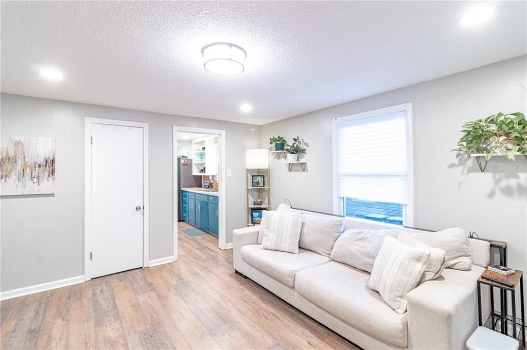 3818 N Kensington Avenue — photo 6