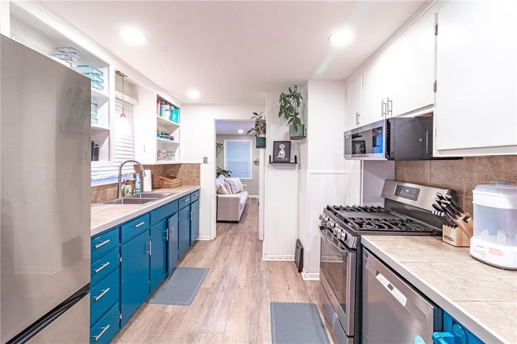 3818 N Kensington Avenue — photo 8