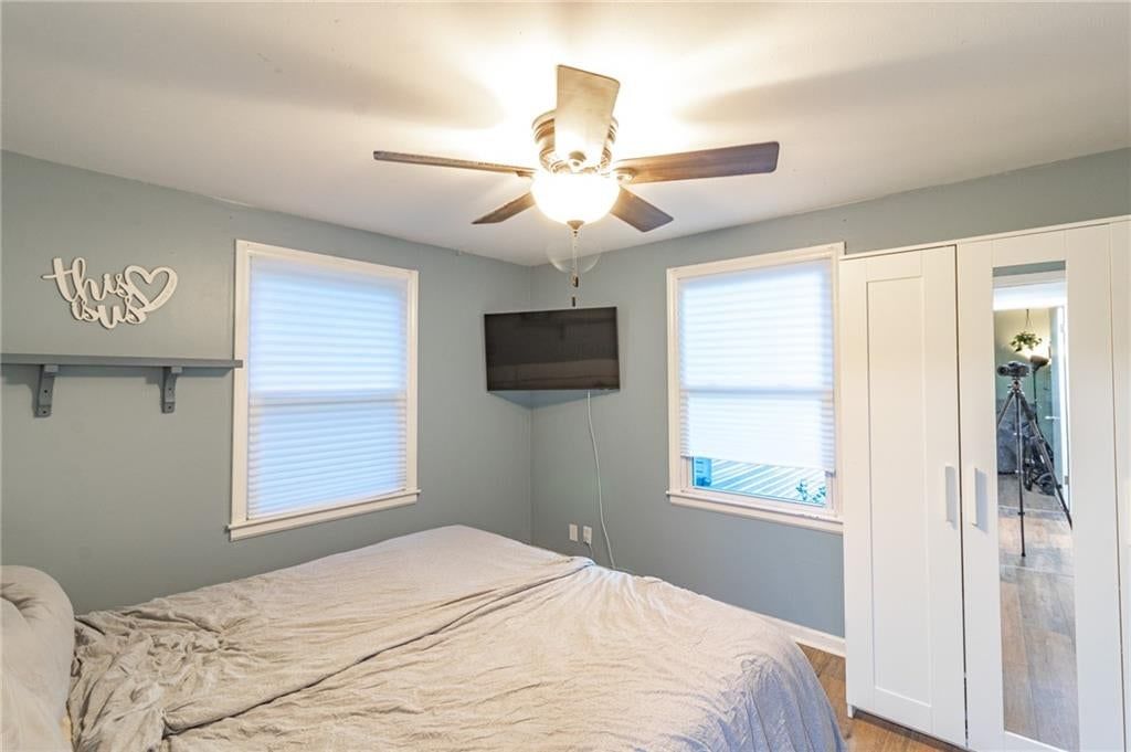 3818 N Kensington Avenue — photo 15