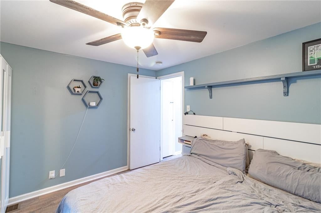 3818 N Kensington Avenue — photo 16