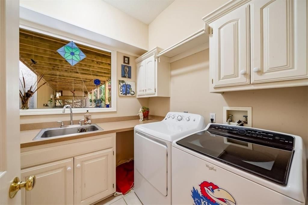 708 S 102 Street — photo 16