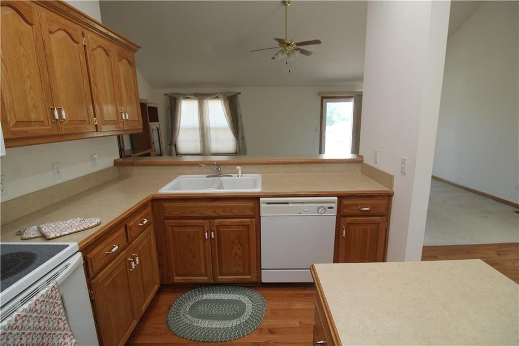2901 Eastbrook Court — photo 11