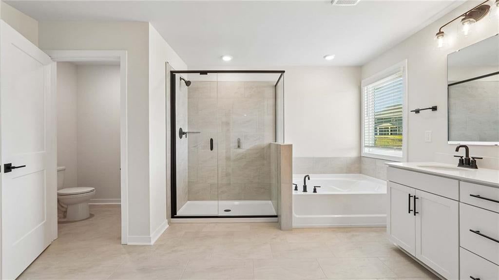 Photo 33 of 44 - 20757 W 188th Terrace, Spring Hill, KS 66083