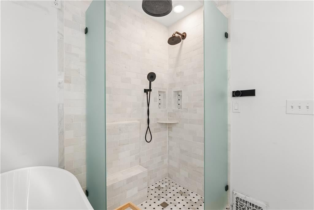 4235 Harrison Street — photo 29