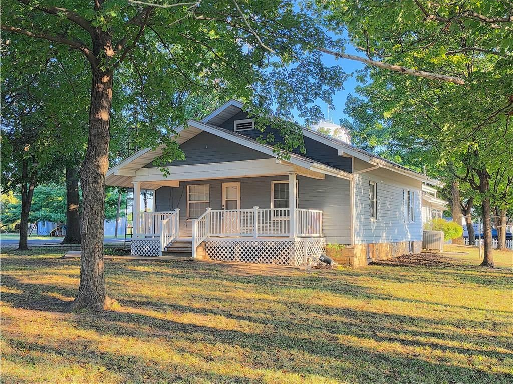 435 S Westgate Road — photo 1