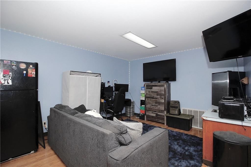 435 S Westgate Road — photo 35