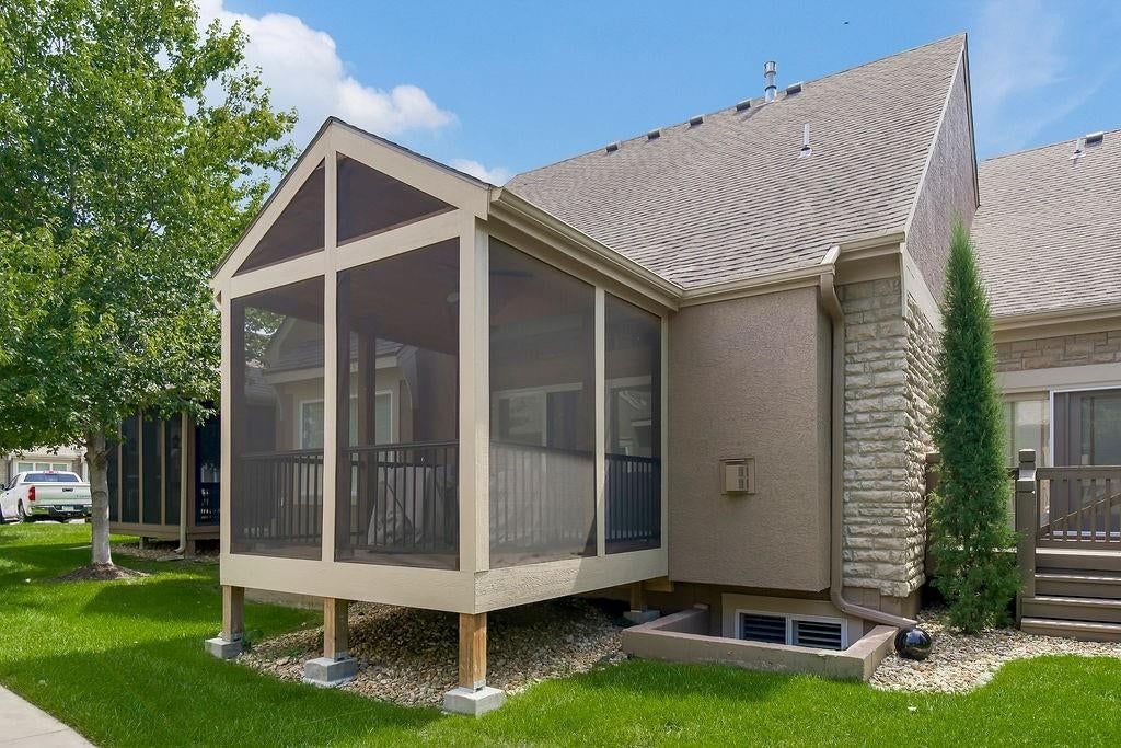7854 W 157th Terrace — photo 30