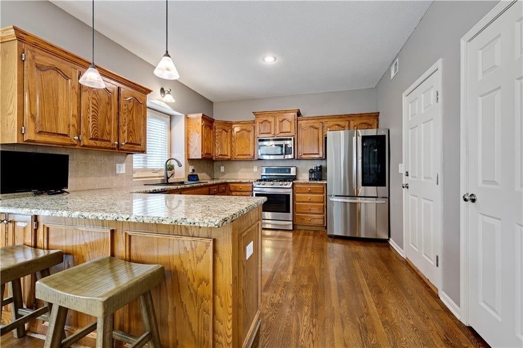 12636 S Belford Street — photo 15