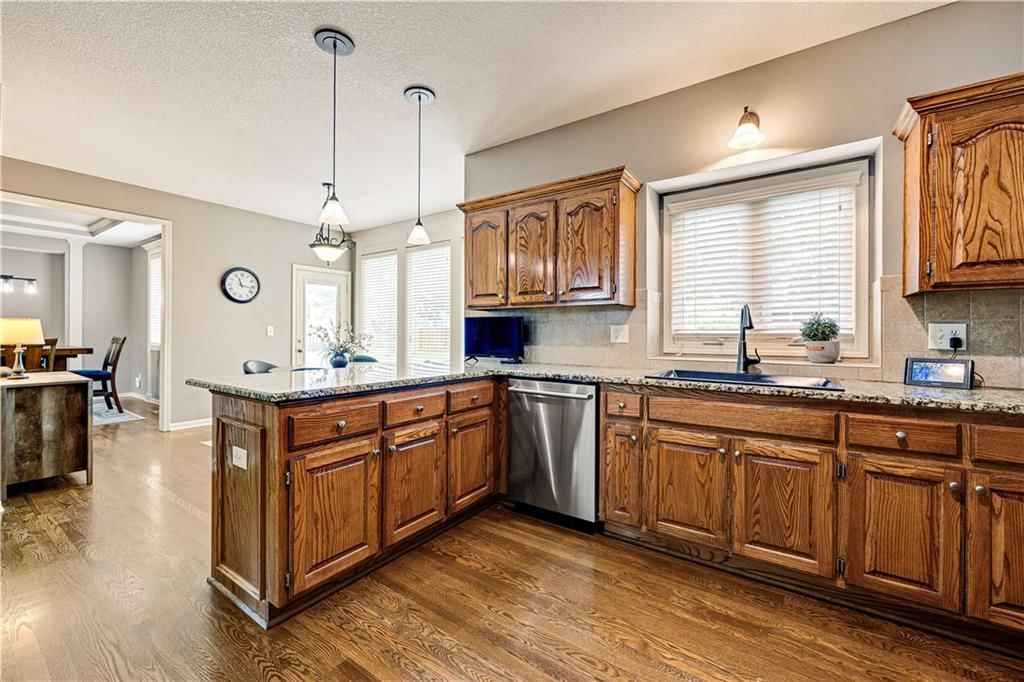 12636 S Belford Street — photo 17