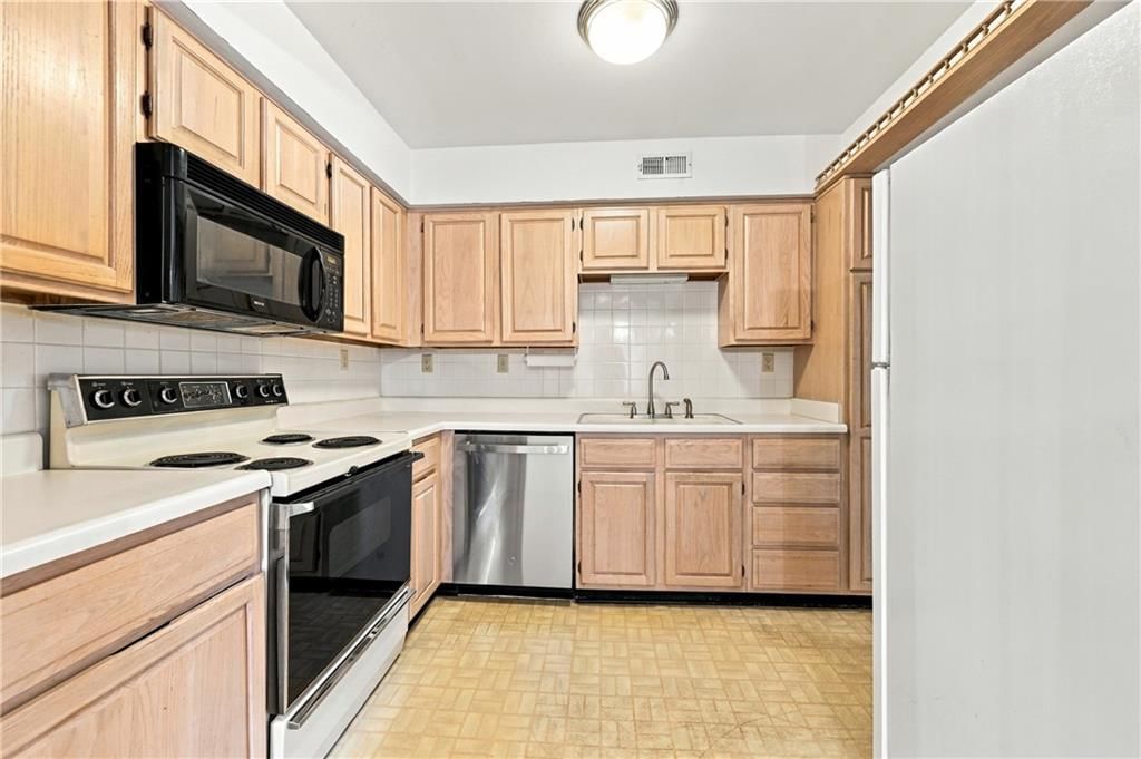4017 S Crysler Avenue — photo 12