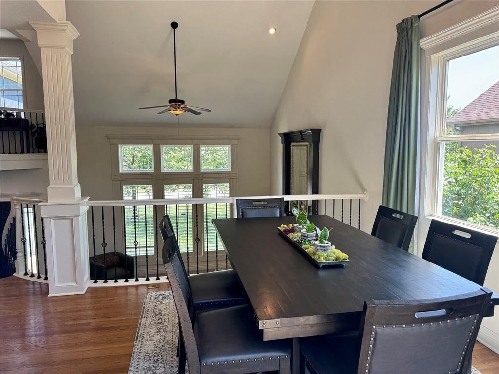 112 S Westglen Drive — photo 8