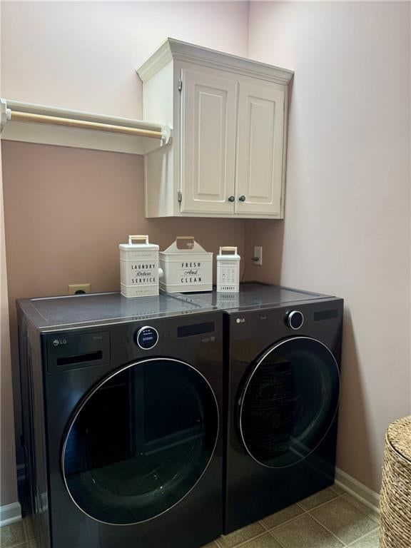 112 S Westglen Drive — photo 11