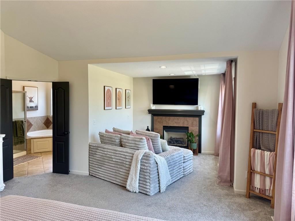 112 S Westglen Drive — photo 15
