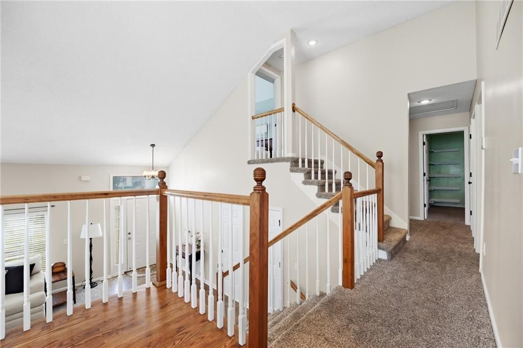 1221 SE Meridian Drive — photo 7