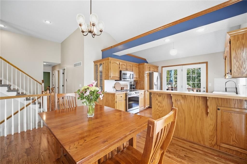 1221 SE Meridian Drive — photo 9