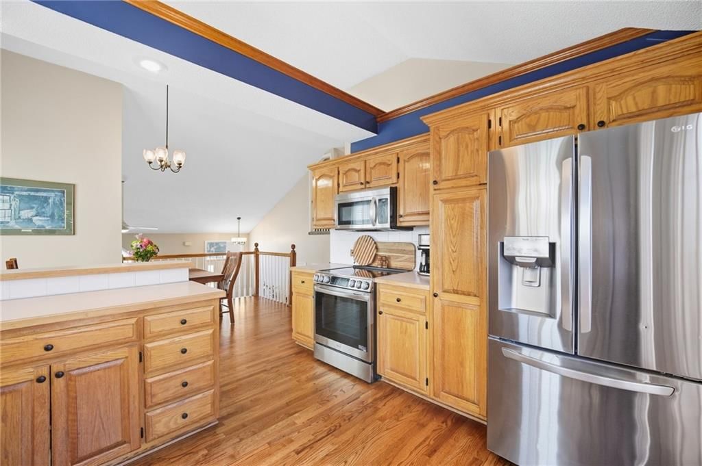 1221 SE Meridian Drive — photo 13