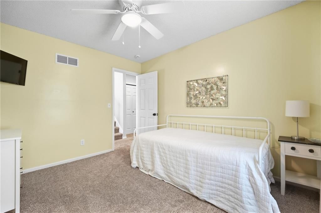 1221 SE Meridian Drive — photo 24