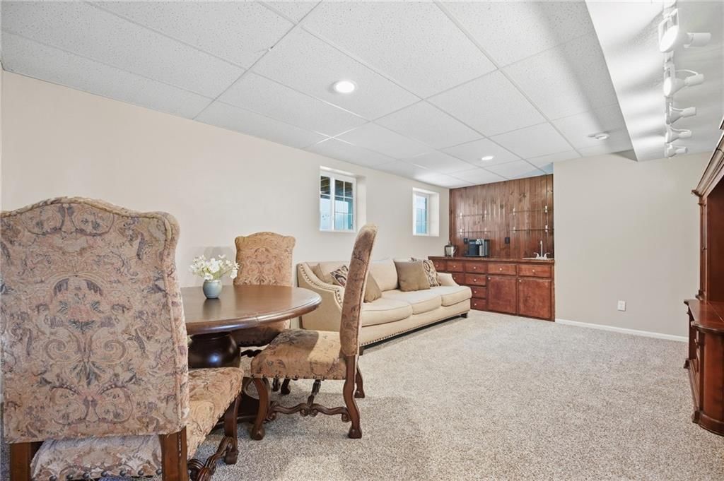 1221 SE Meridian Drive — photo 30