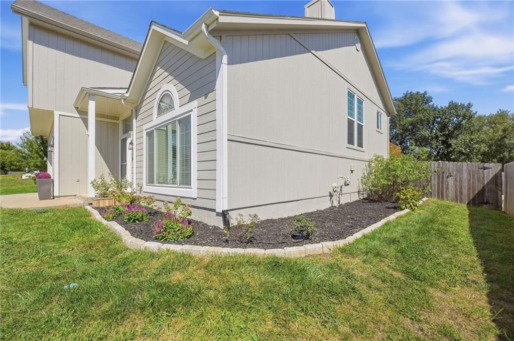 1221 SE Meridian Drive — photo 47