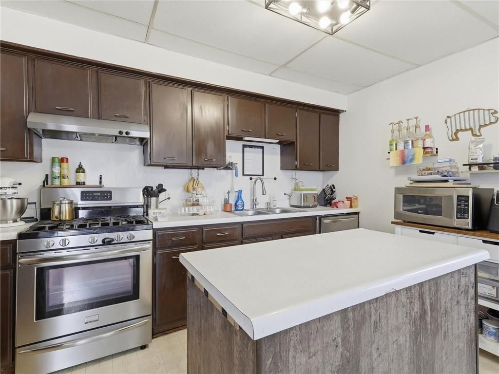 1300 Kearney Road — photo 17