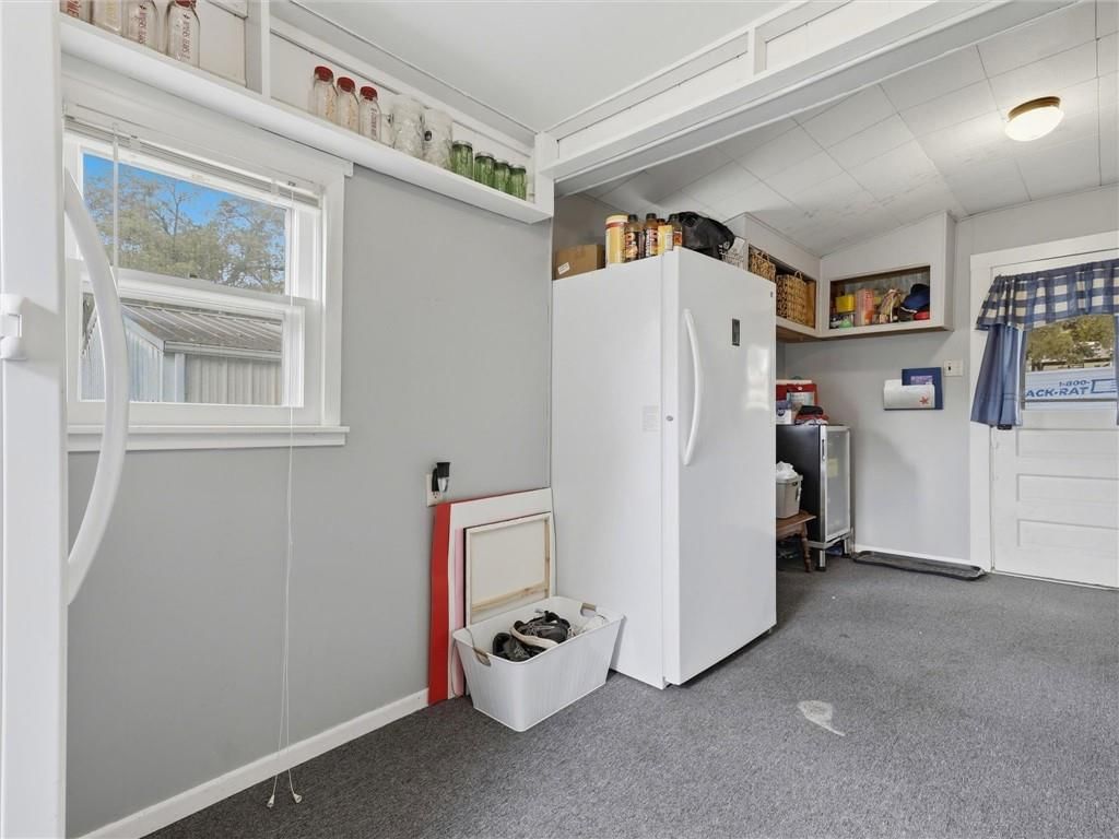 1300 Kearney Road — photo 33