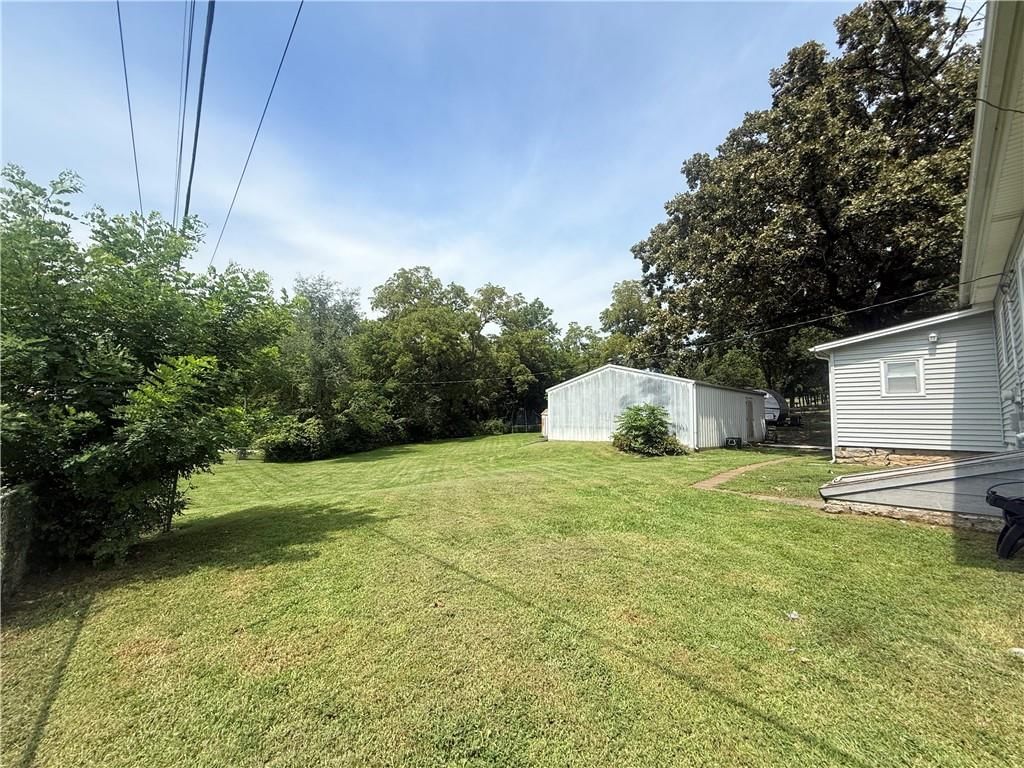 1300 Kearney Road — photo 36