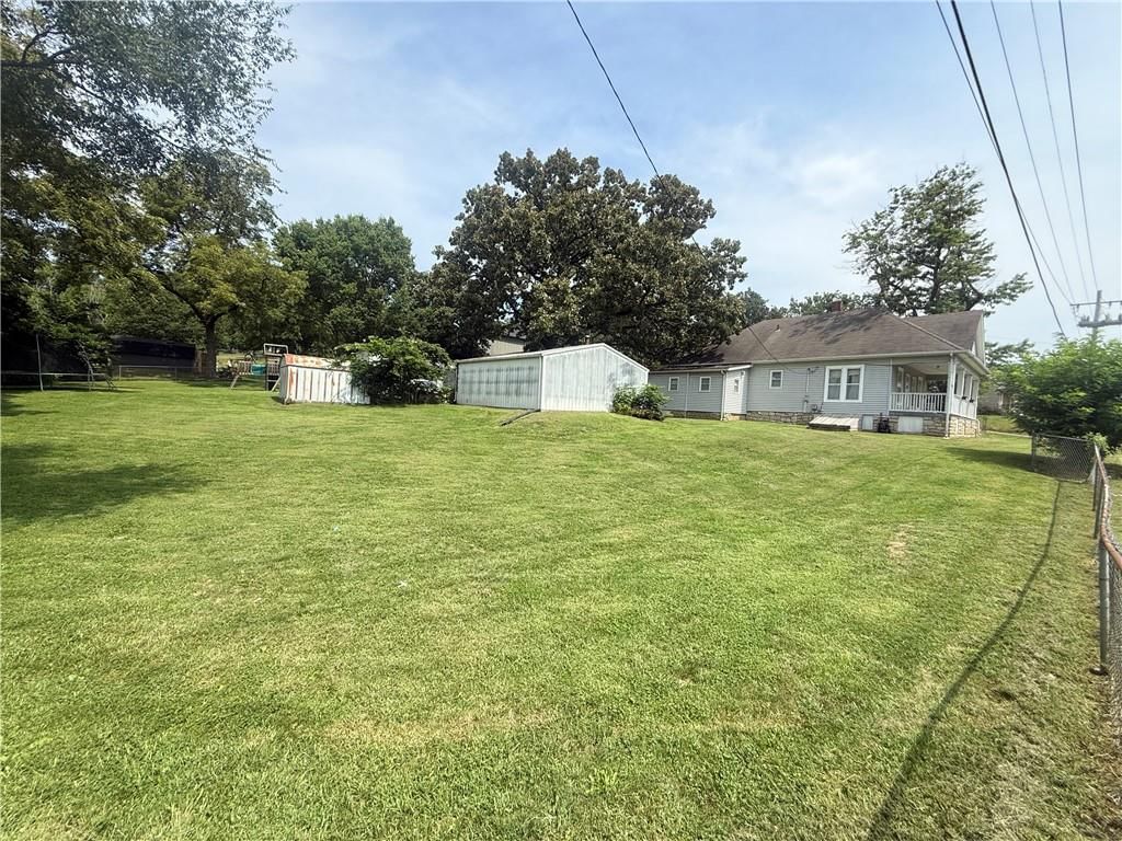 1300 Kearney Road — photo 38
