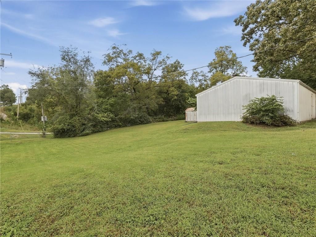 1300 Kearney Road — photo 40
