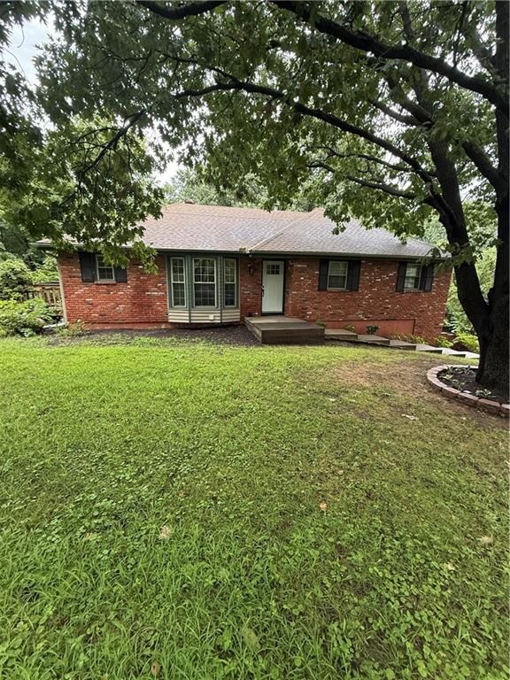5436 N Hardesty Avenue — photo 1