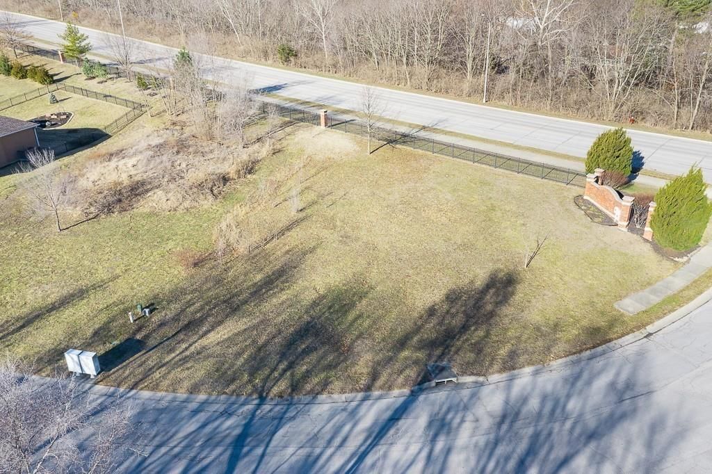 1933-1937 Edgewood Drive — photo 1