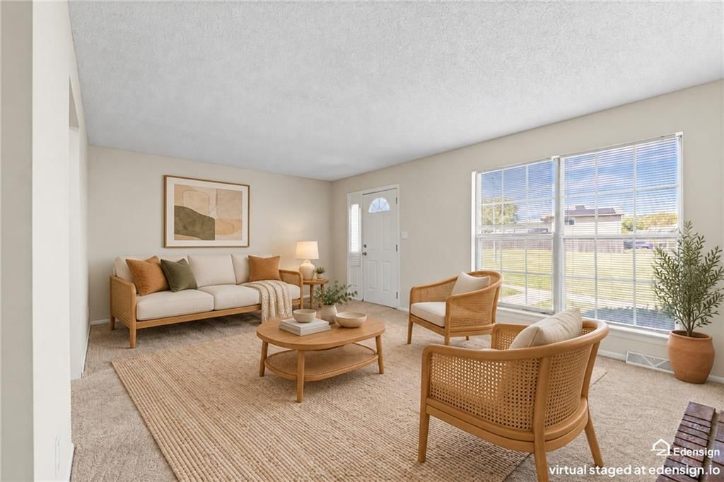 6500 E 128th Street, Grandview, MO: listing photo 2