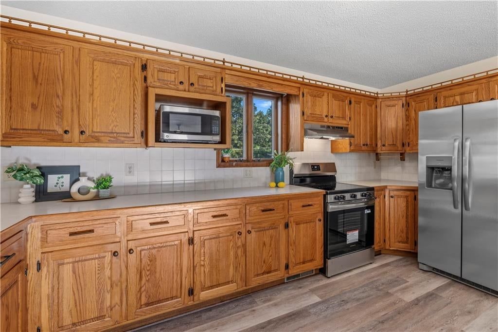 1232 N Tucker Street — photo 76