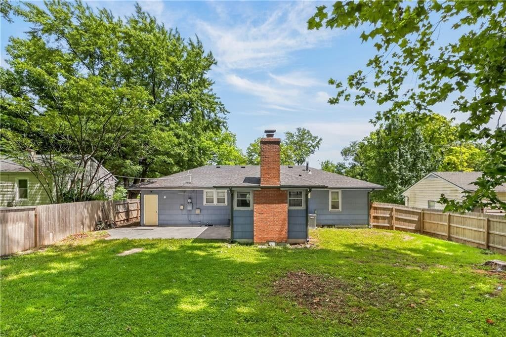 10200 Bellaire Avenue — photo 7