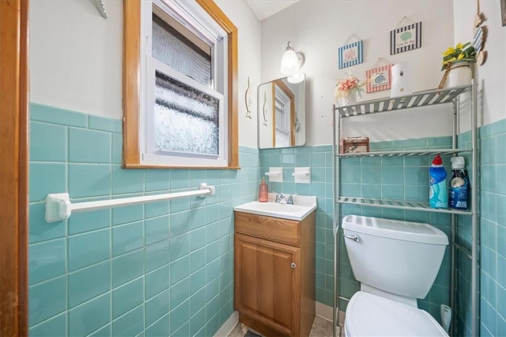 406 Elmwood Avenue — photo 17