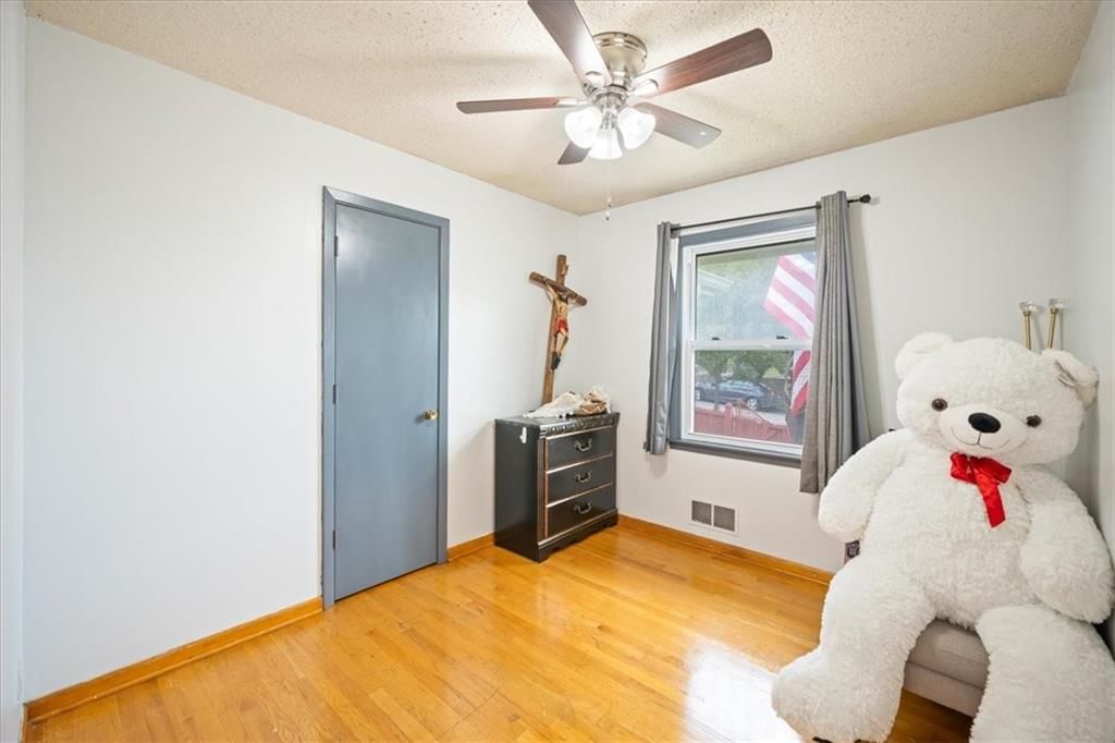 406 Elmwood Avenue — photo 18