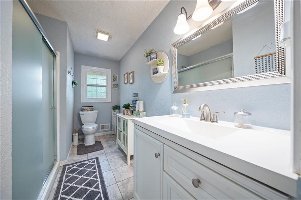 406 Elmwood Avenue — photo 20