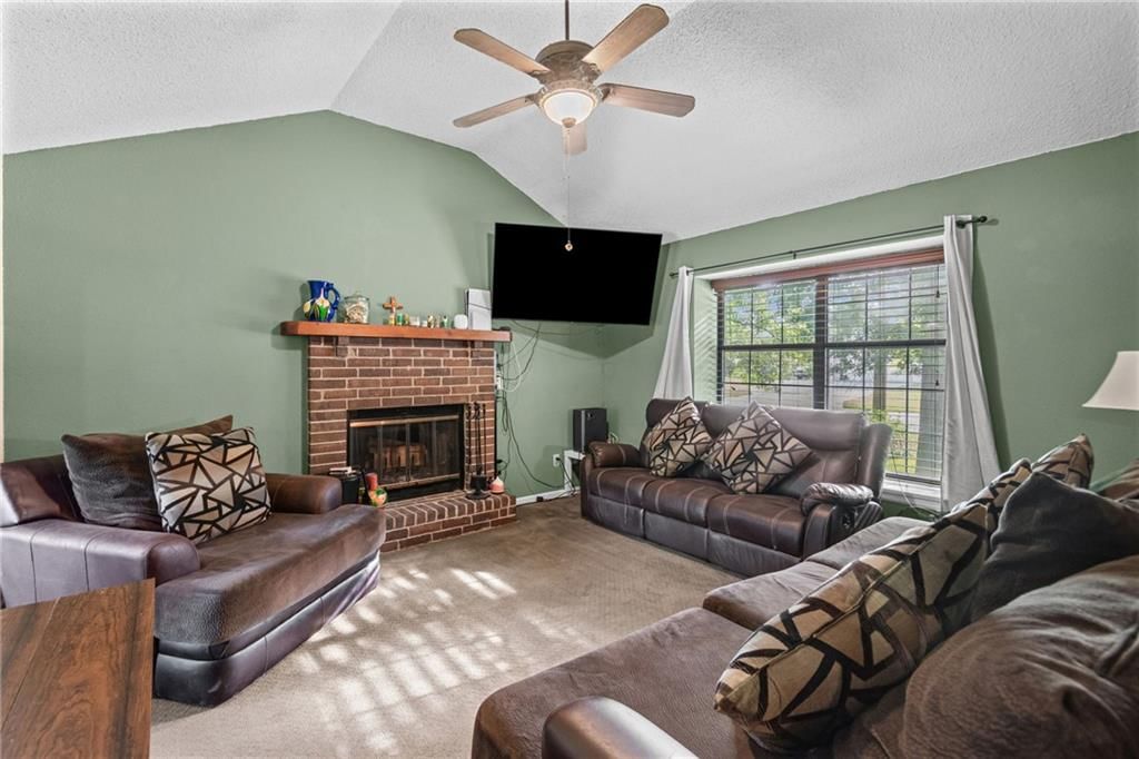 2912 S 42nd Street — photo 5