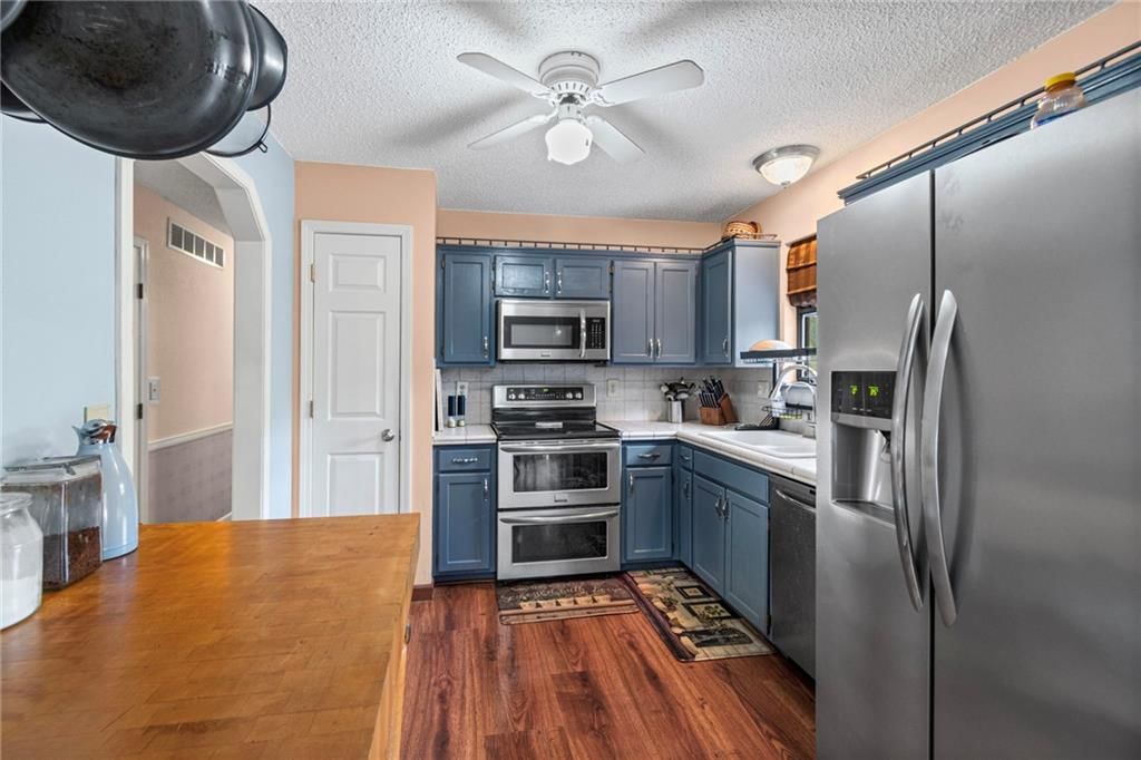 2912 S 42nd Street — photo 10