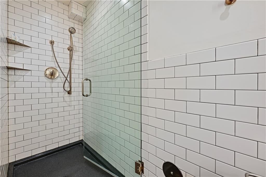 5038 Walnut Street — photo 35