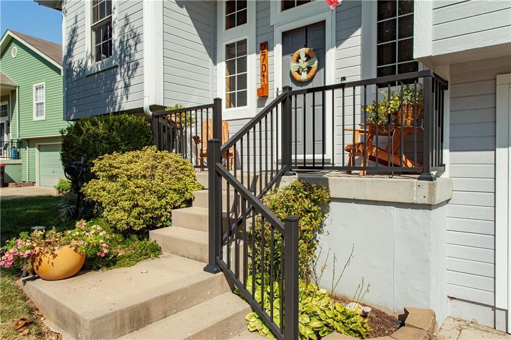 2701 NW Richard Drive — photo 4