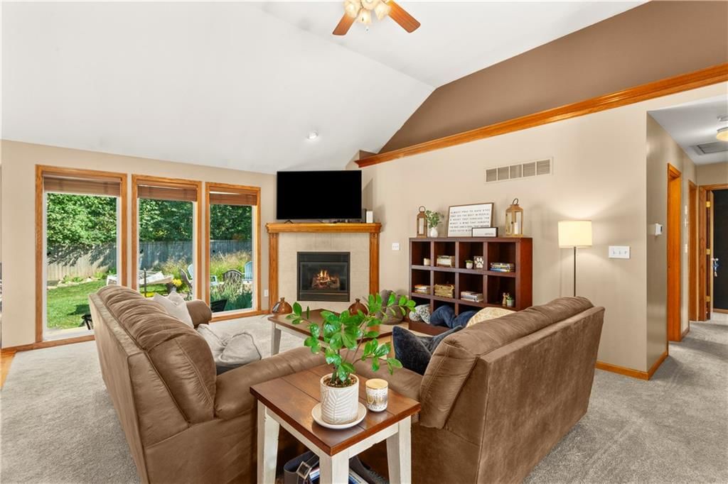 2701 NW Richard Drive — photo 6