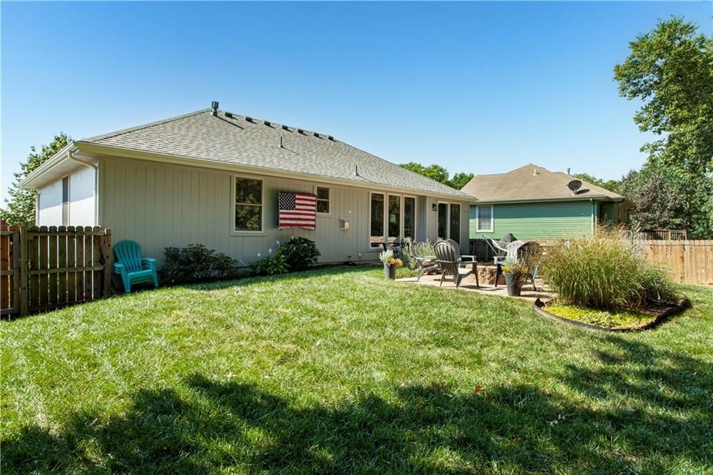 2701 NW Richard Drive — photo 32