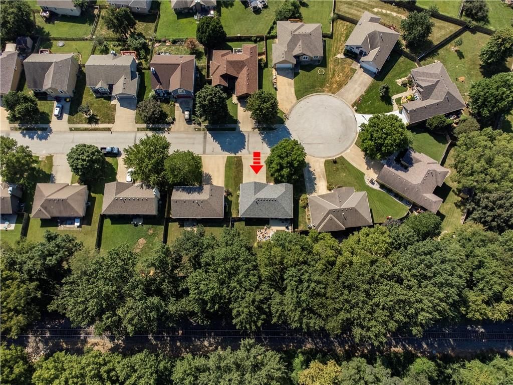 2701 NW Richard Drive — photo 39